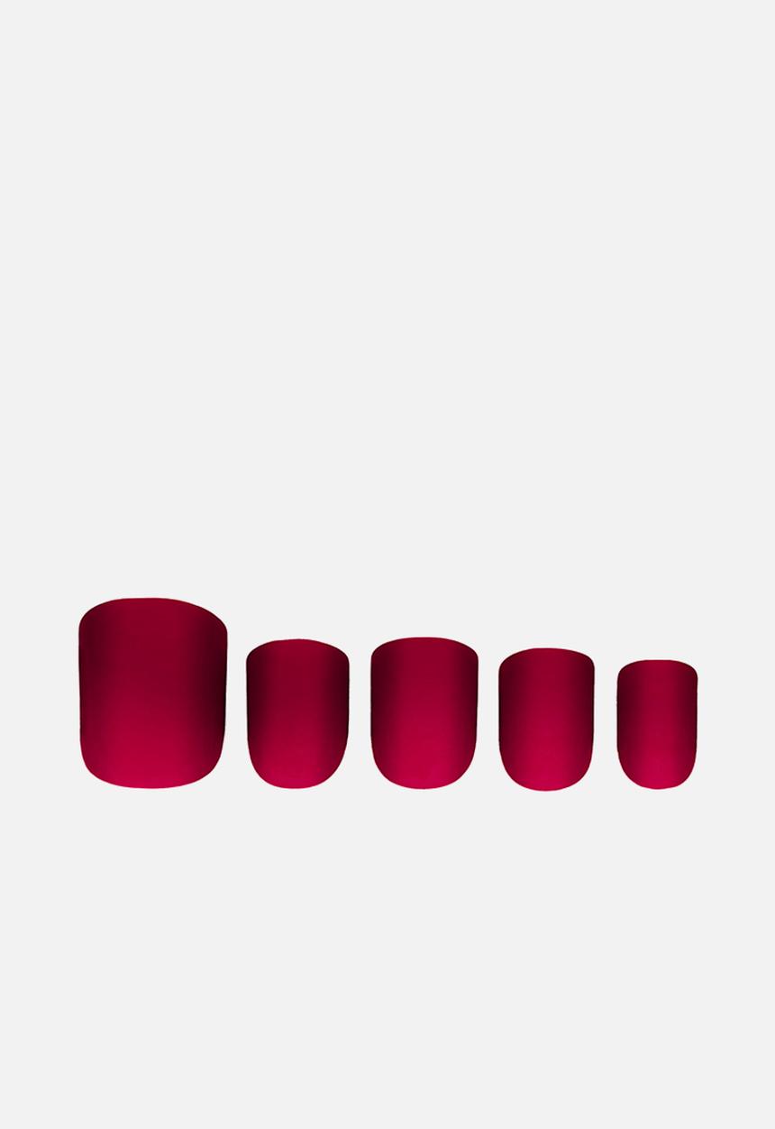 W7 Cosmetics - Glamorous Nails - Garnet