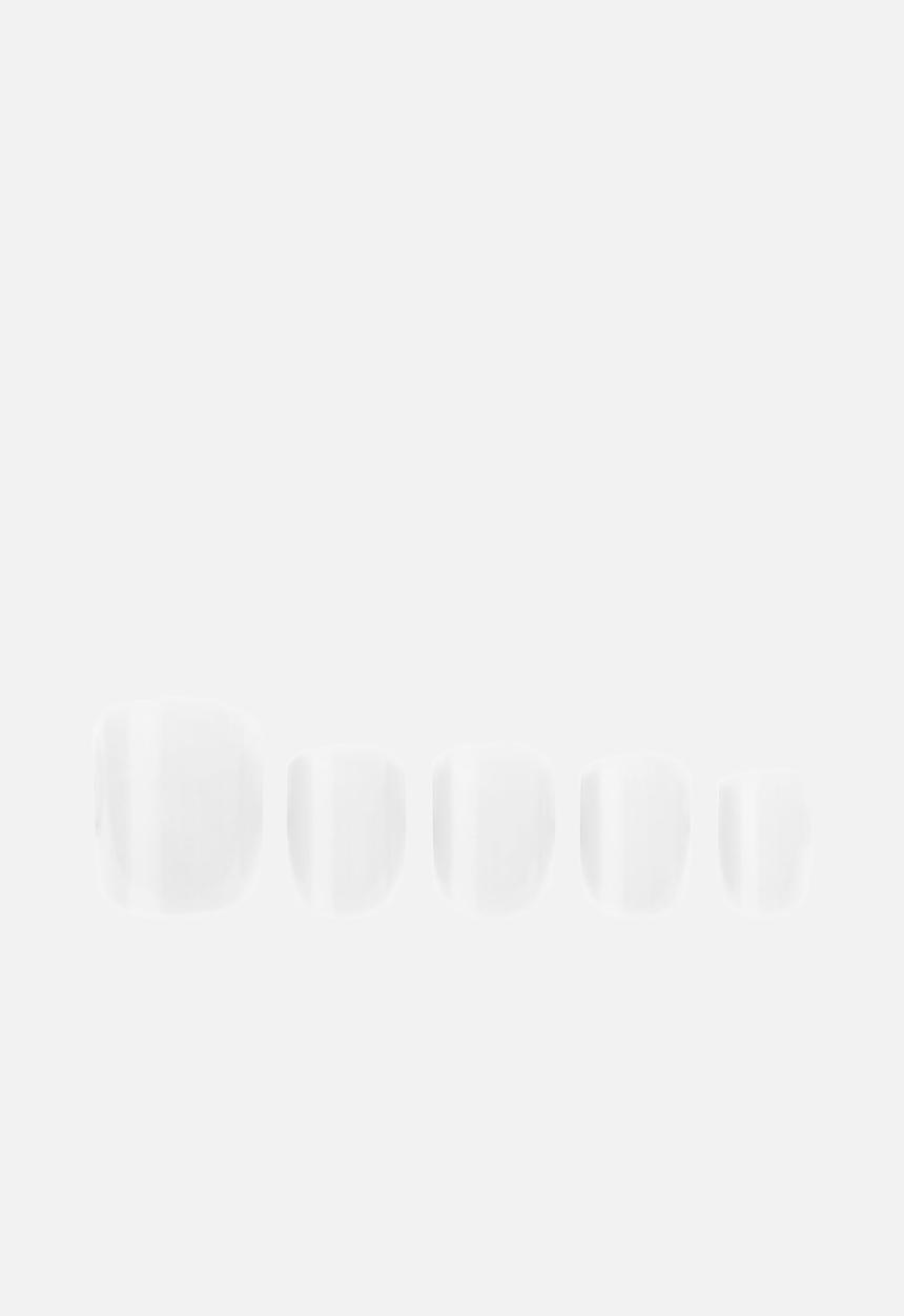 W7 Cosmetics - Glamorous Nails - White Lily