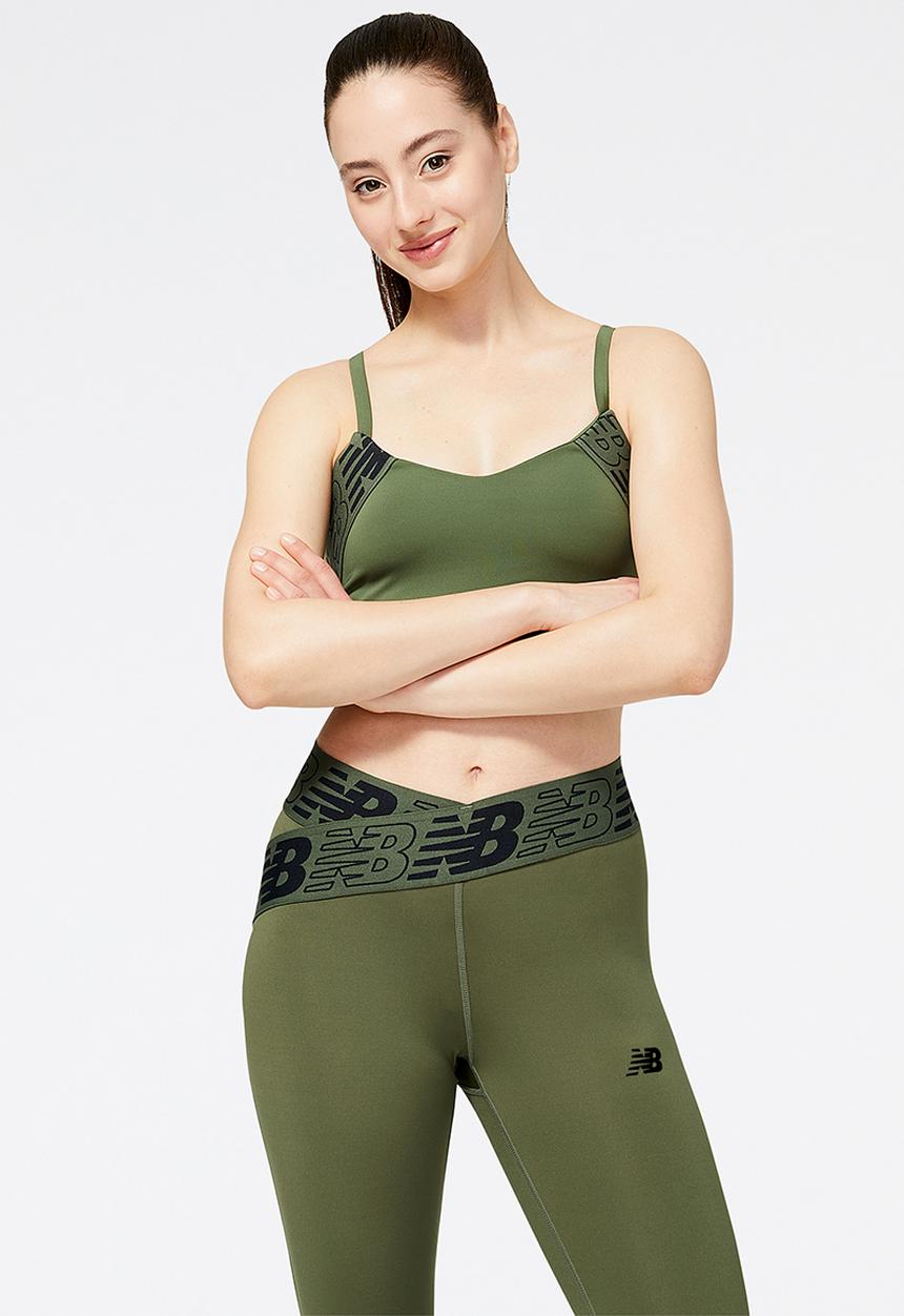 New Balance  - Relentless crop top - deep olive green