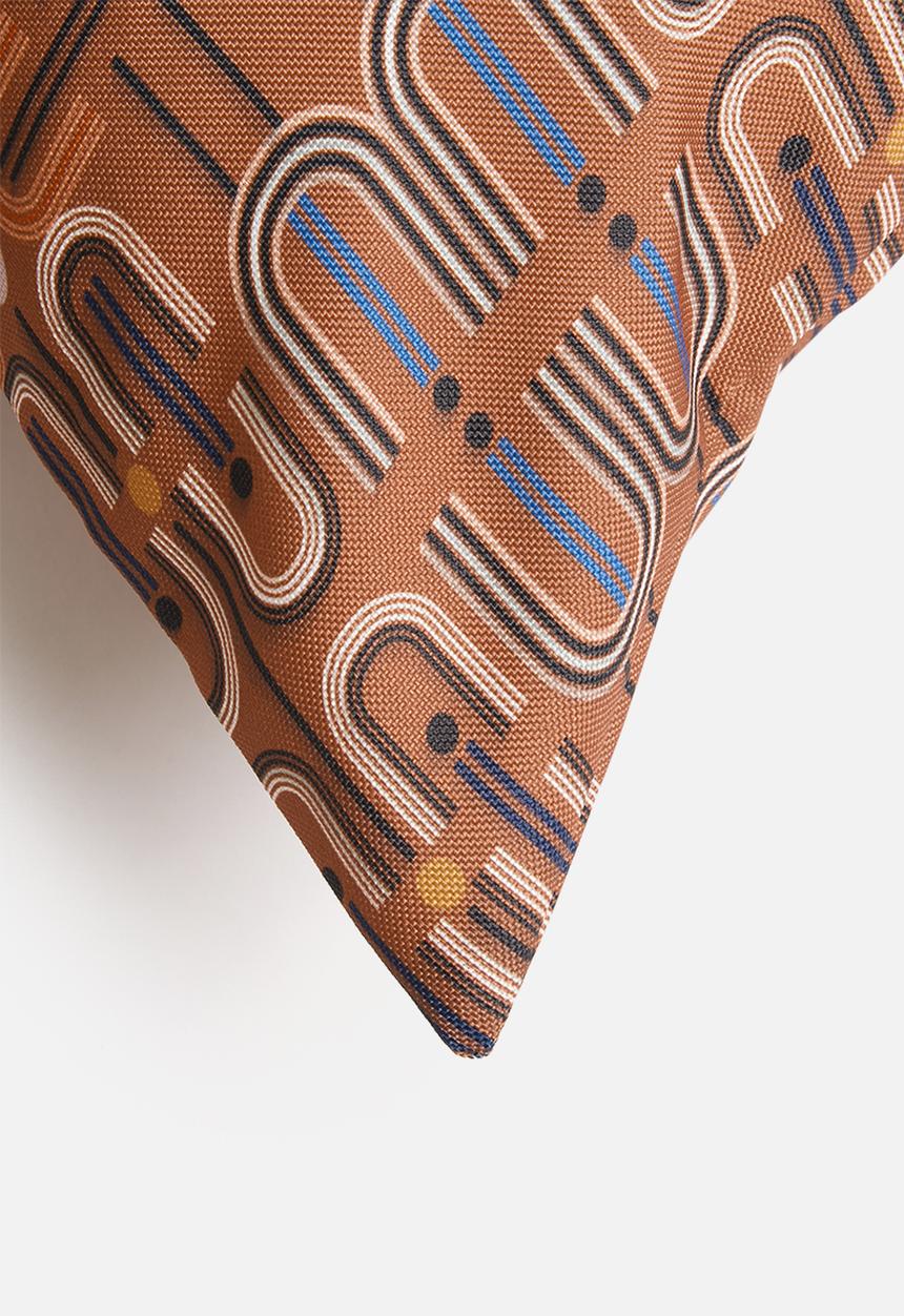 Fabric Bank  - Grace of calmness cushion cover- multi