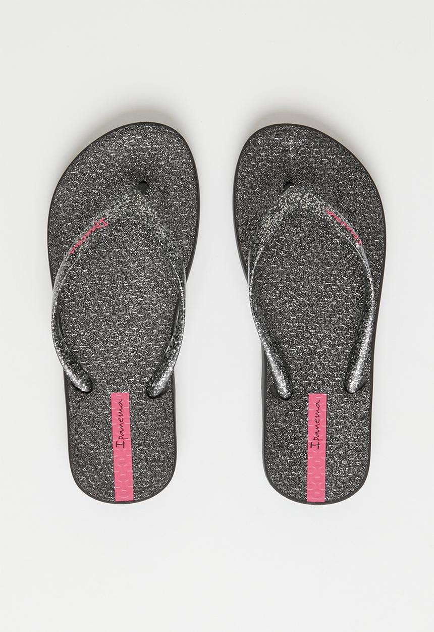 Ipanema - Girls flip flops - black & silver