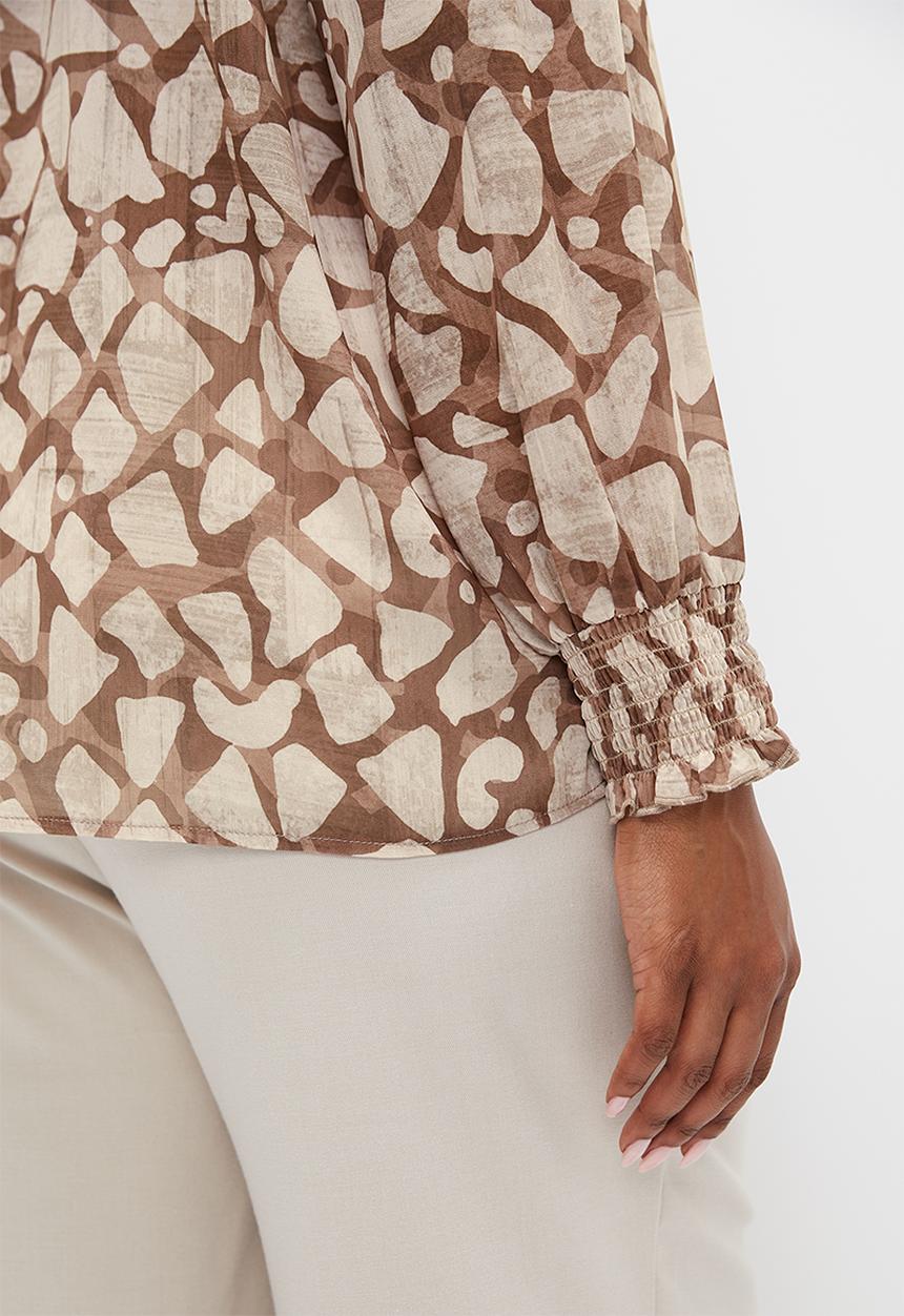 edit Plus - Chiffon shirred sleeve blouse - natural giraffe