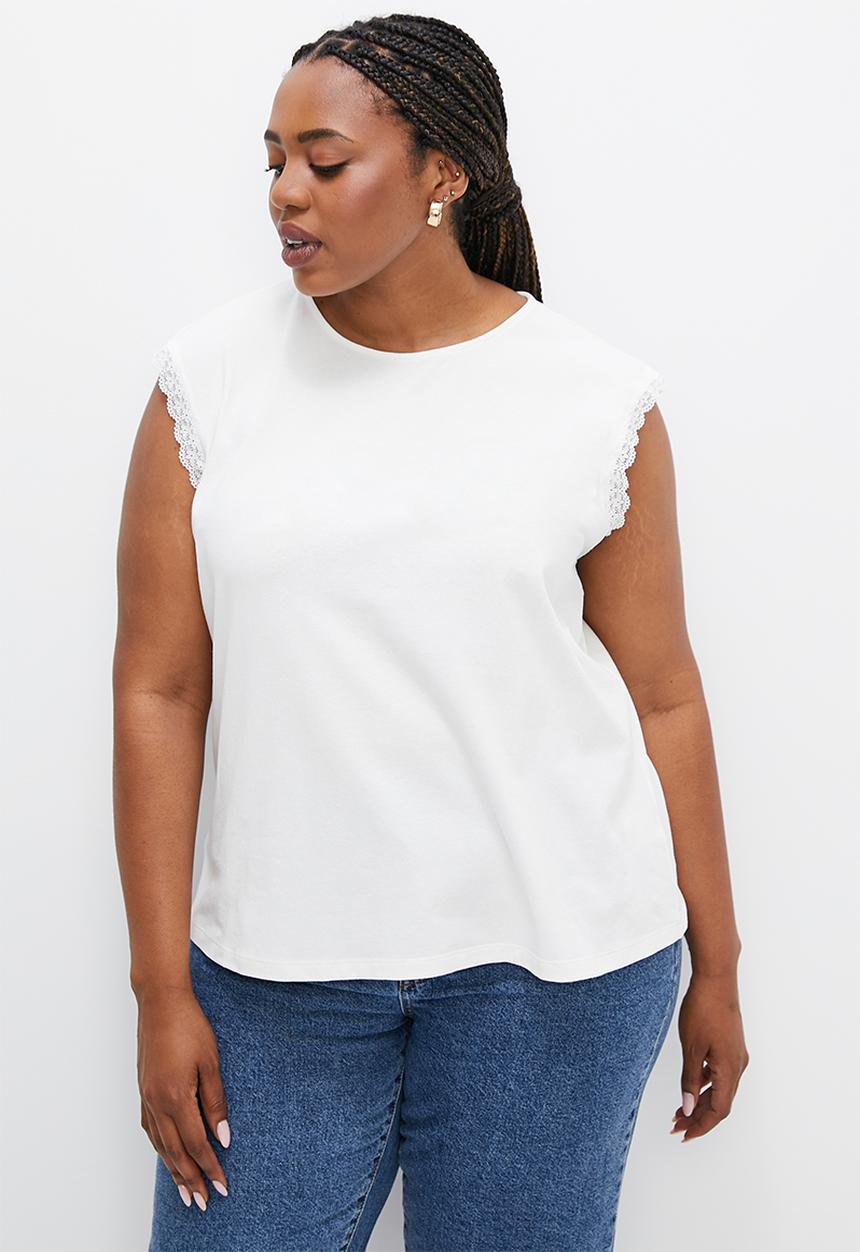 edit Plus - Lace trim grown on sleeve - milk