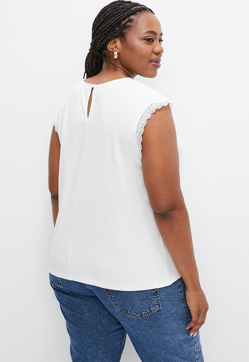 edit Plus - Lace trim grown on sleeve - milk