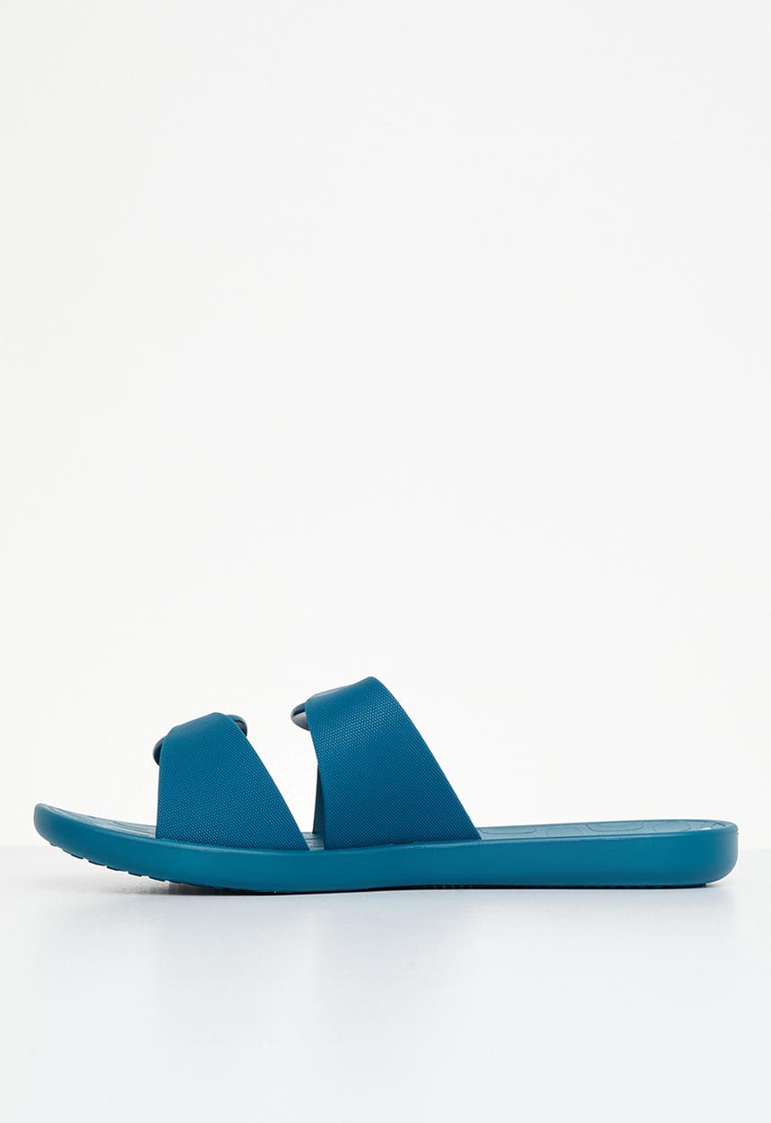 Ipanema - Ella ad - blue