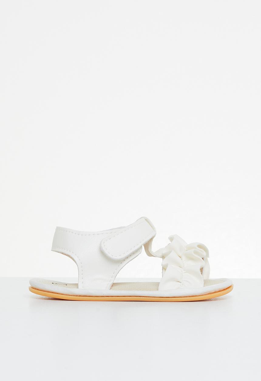 Pop Candy - Baby sandal with ruffles - white