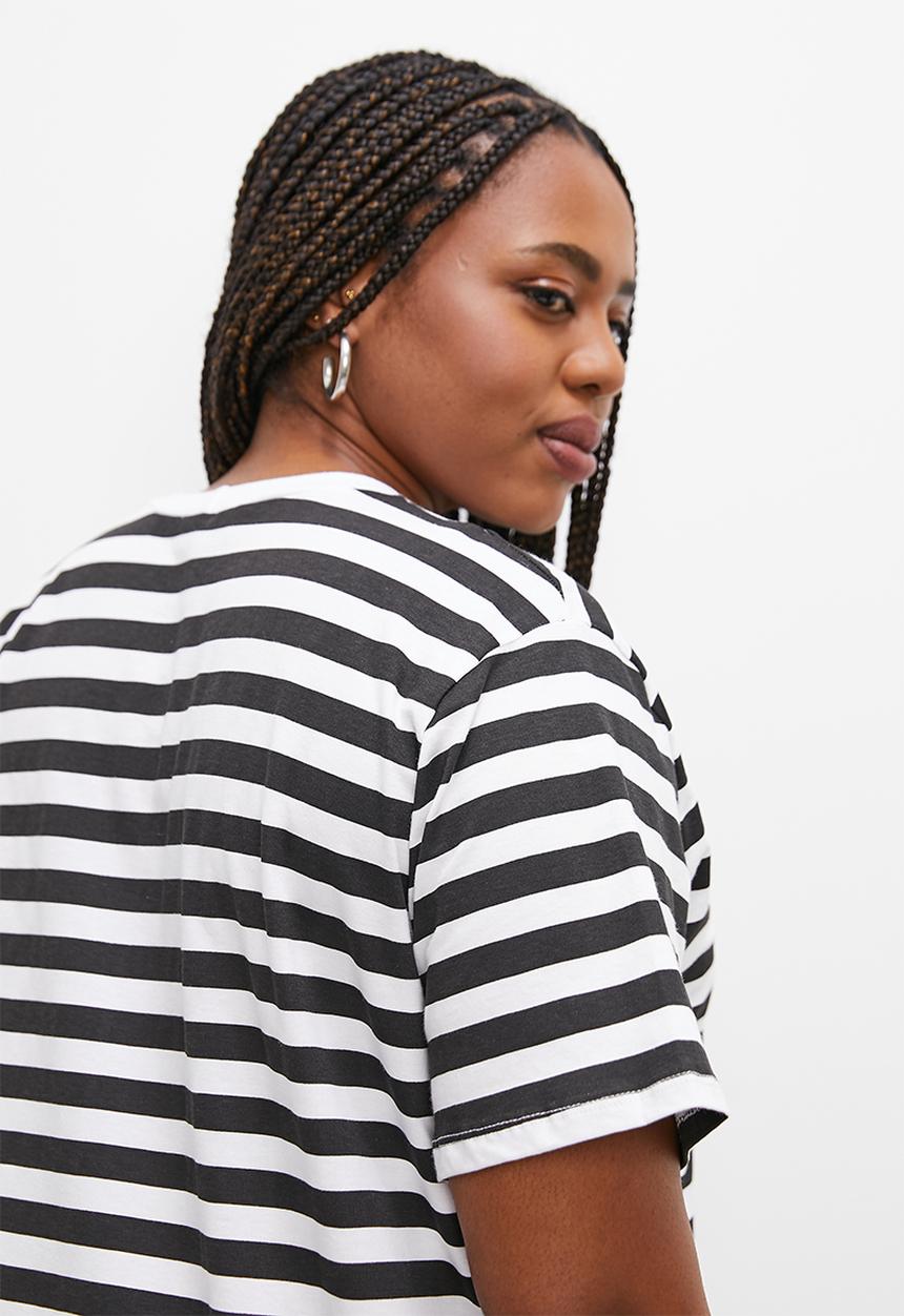 Superbalist - Basic crew graphic tee - black and white stripe