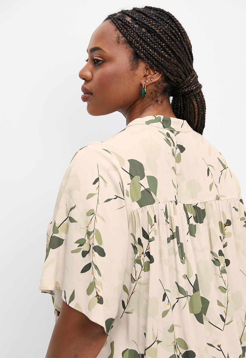 edit Plus - Mandarin bellow sleeve peasant blouse - green penngum leaves
