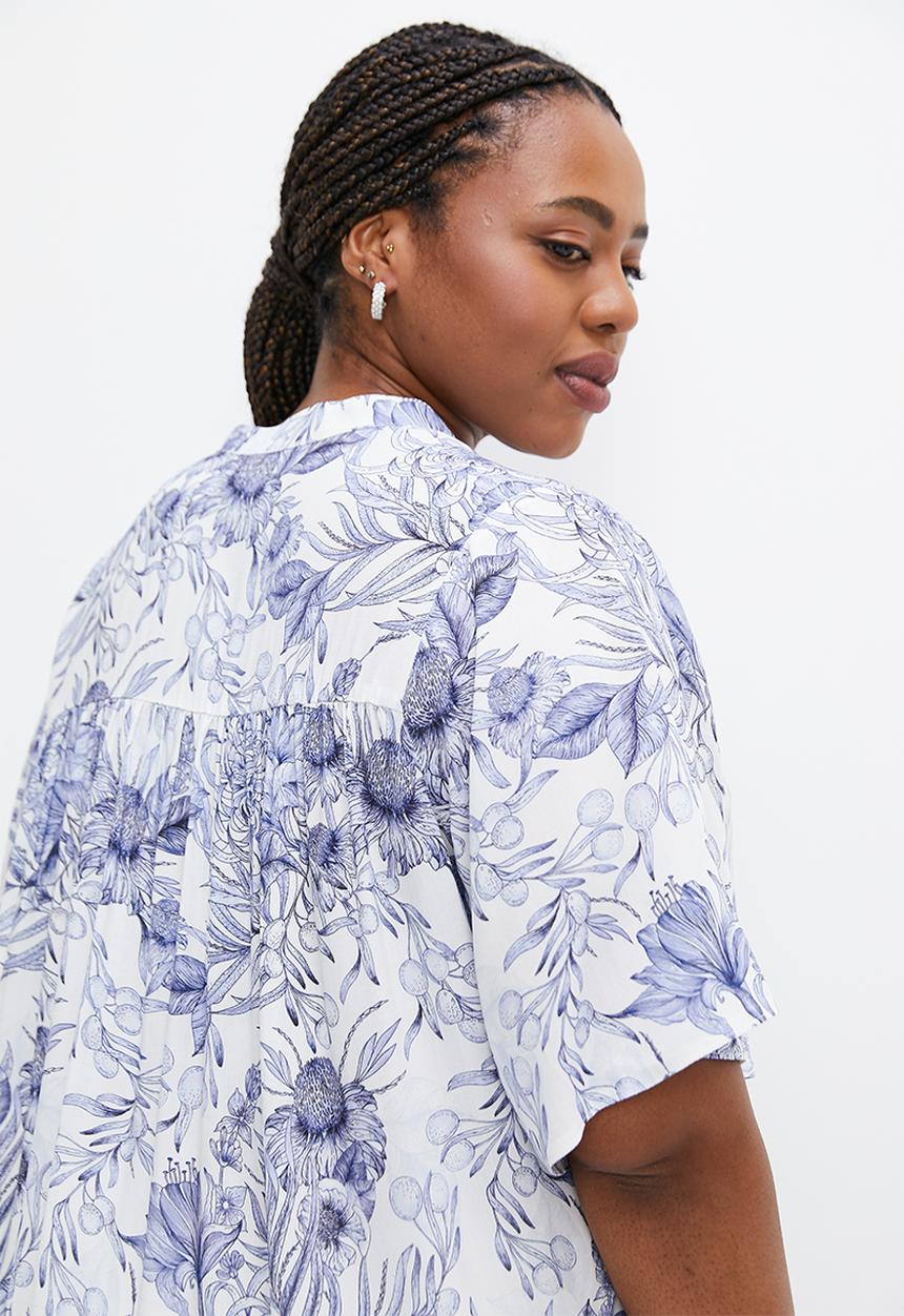 edit Plus - Mandarin bellow sleeve peasant blouse - blue botanical