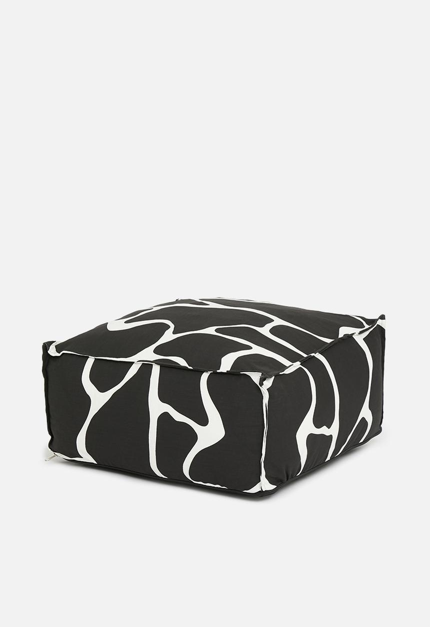 Sixth Floor - Nairobi patio floor cushion- black & white