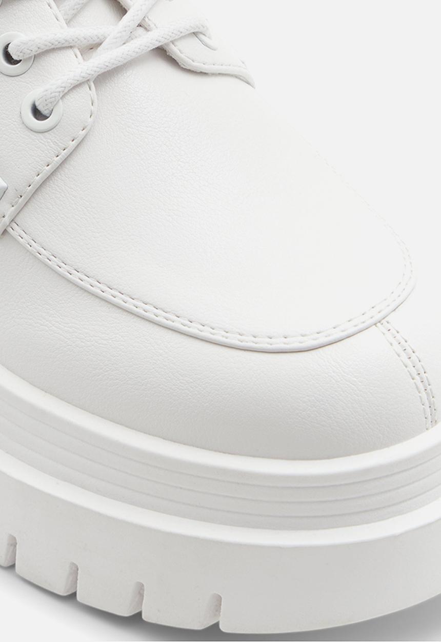 Call It Spring - Camdenn brogue - white