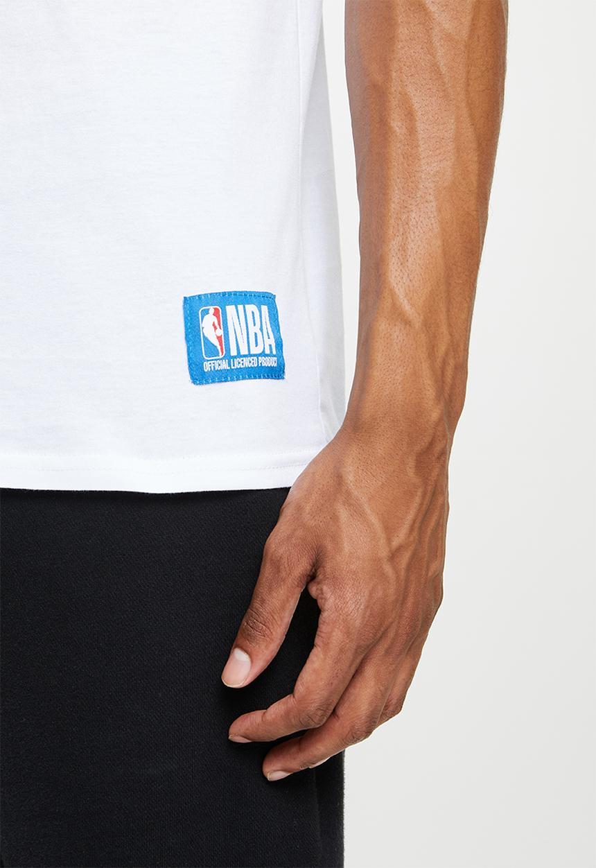 NBA - Chicago bulls core badge print tee - white