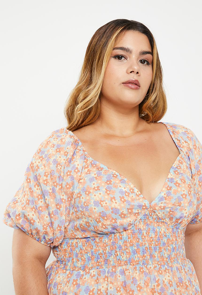 Me&B - Plus shirring curved band dress with pockets - blues floral ditsy