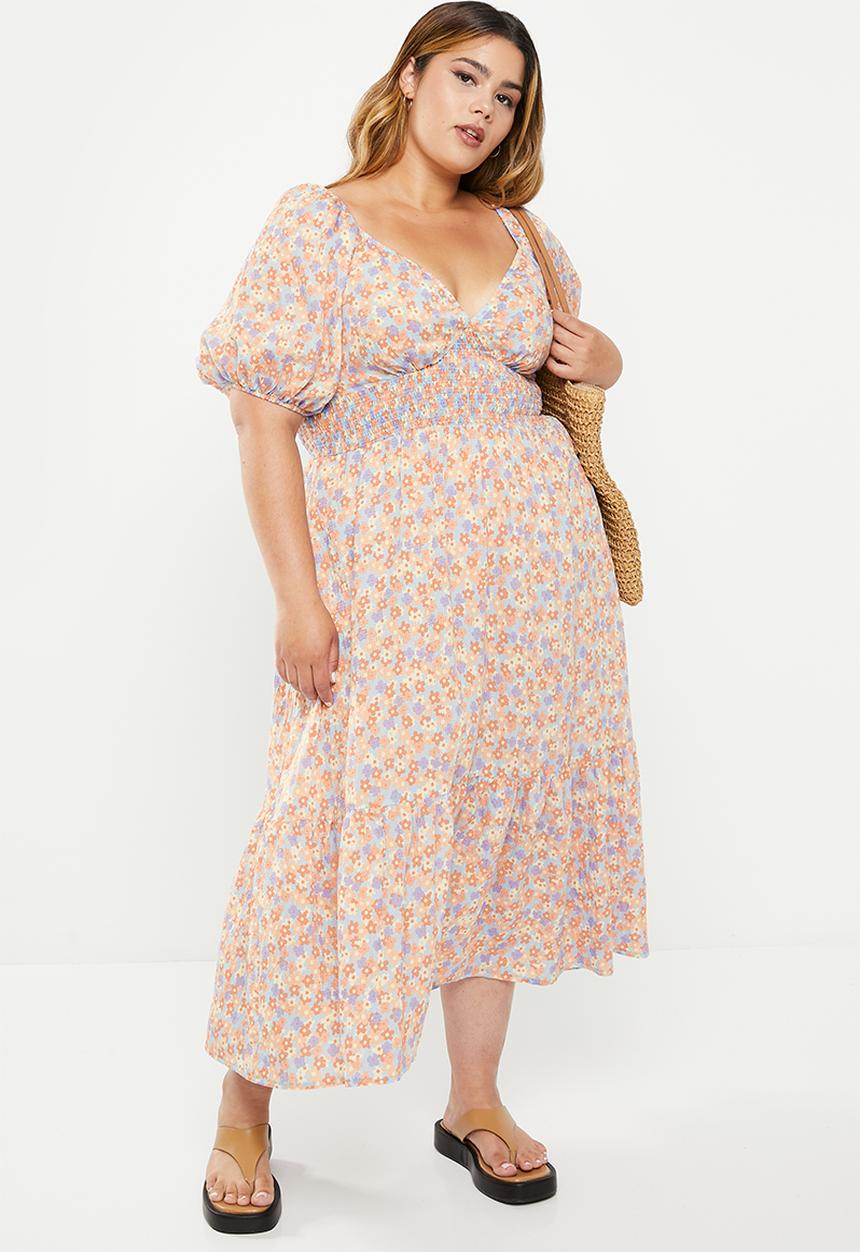 Me&B - Plus shirring curved band dress with pockets - blues floral ditsy