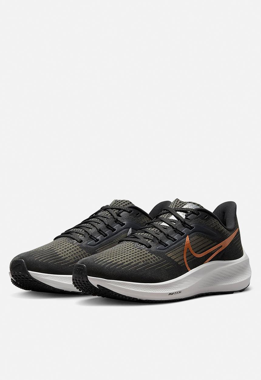 Nike - Nike Pegasus 39