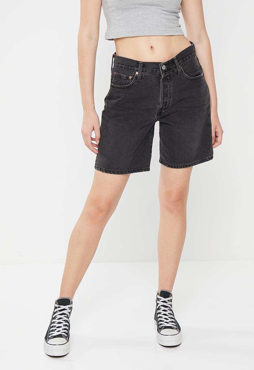Levi’s® - 90s 501 short length jeans - black worn in