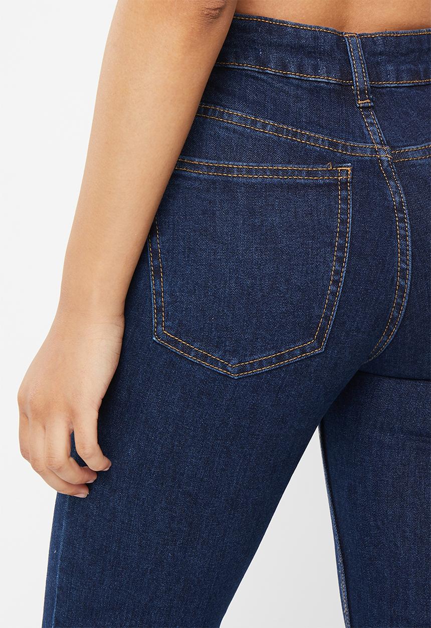 Cotton On - Petite flare jean - rinse blue