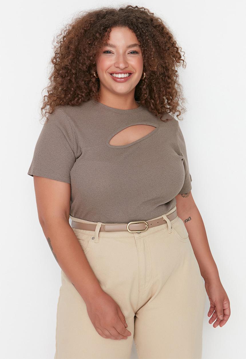 Trendyol - Plus cut out knit top - mink