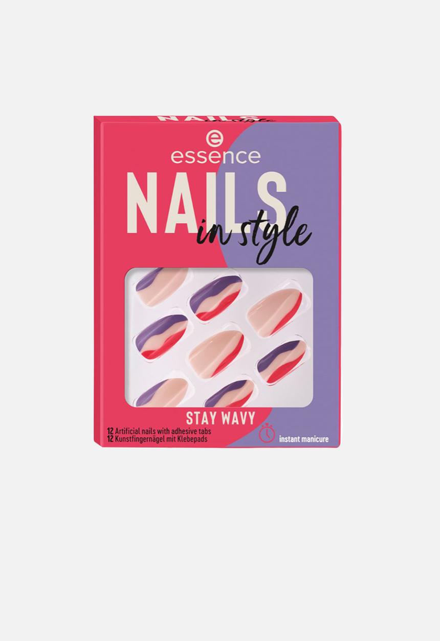essence - Nails in Style 13