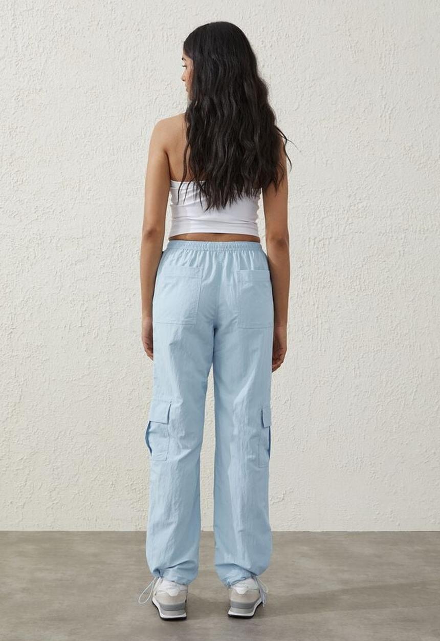 Cotton On - Parachute cargo pant - silky blue