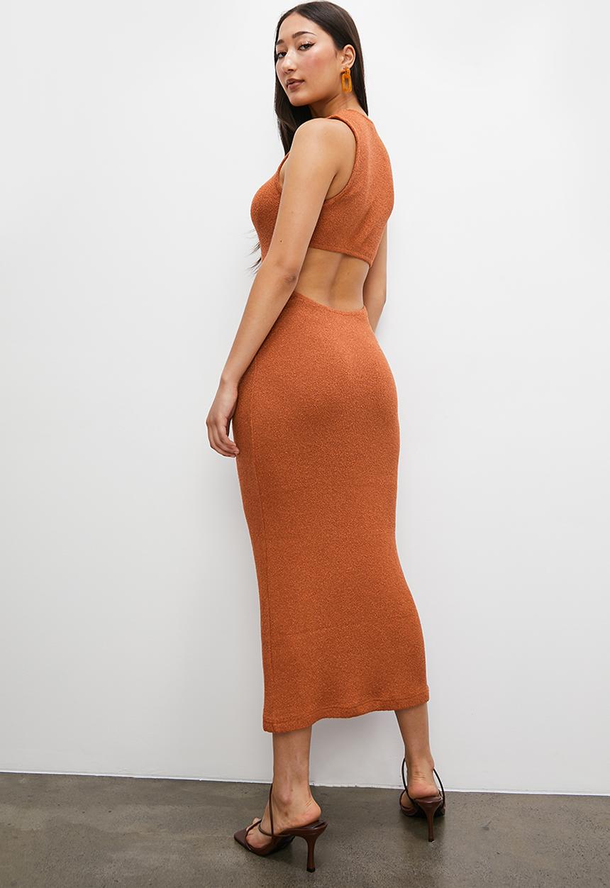 VELVET - Open back knitwear column dress - rust