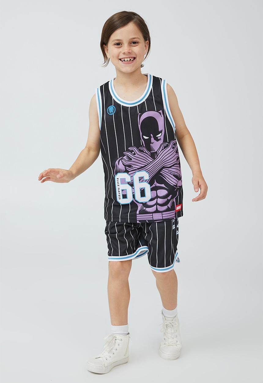 Cotton On - License marvel basketball short - lcn mar black stripe & black panther