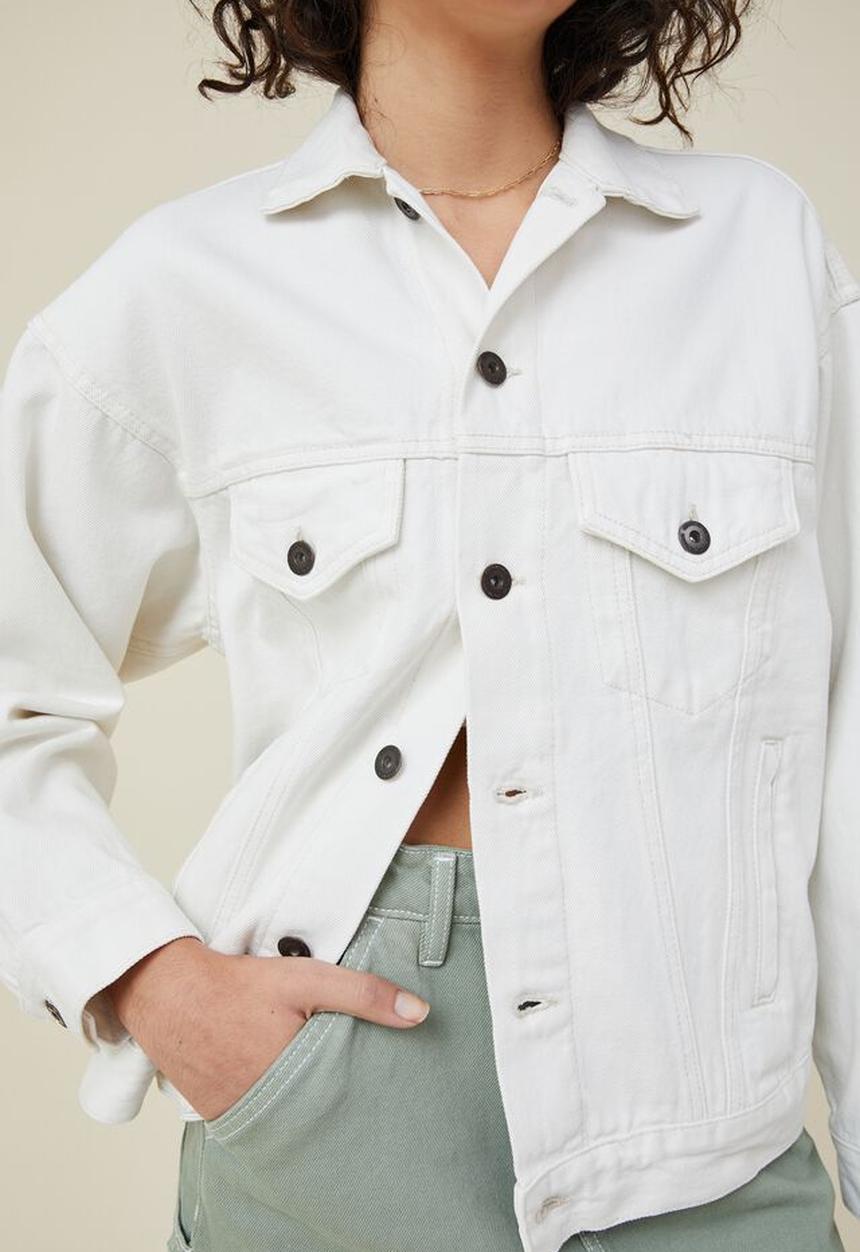 Cotton On - The oversized denim jacket - white haven