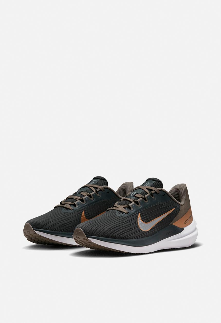 Nike - Nike Winflo 9