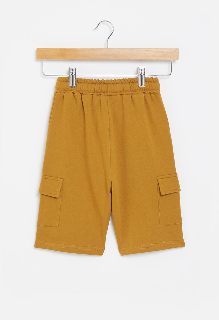 Rebel Republic - Fleece cargo shorts - tobacco