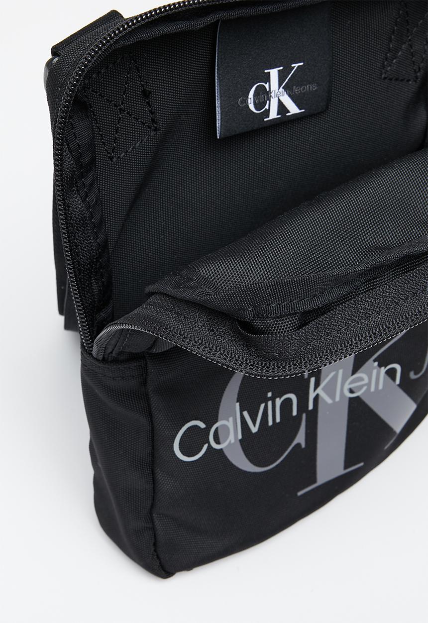 Calvin Klein - Sport essentials reporter - black