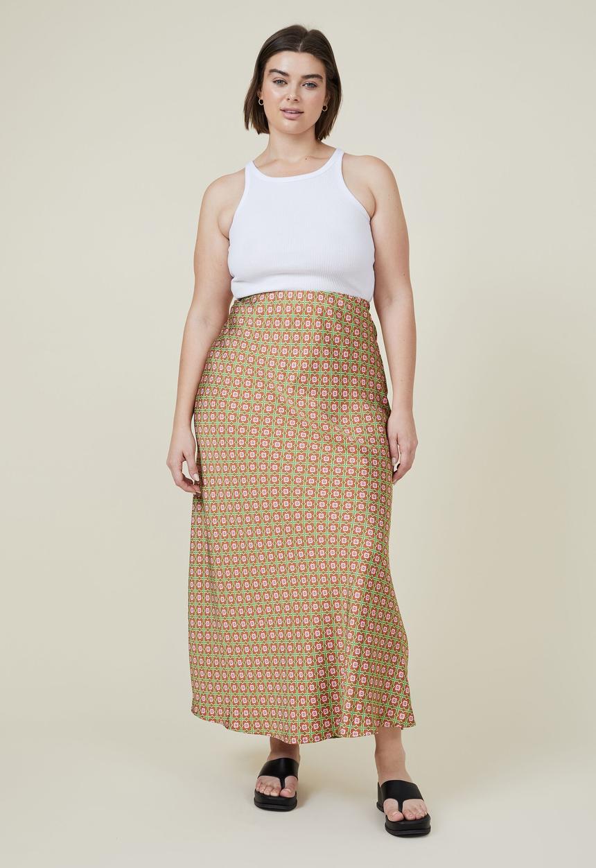 Cotton On - Curve amalfi satin maxi skirt - matilda floral geo