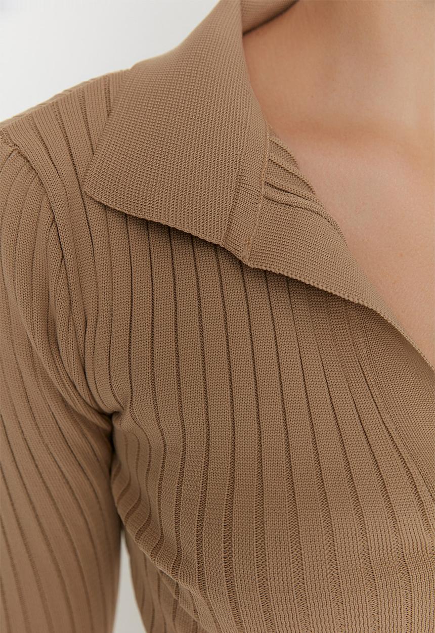 Trendyol - Slim fit knit sweater - beige