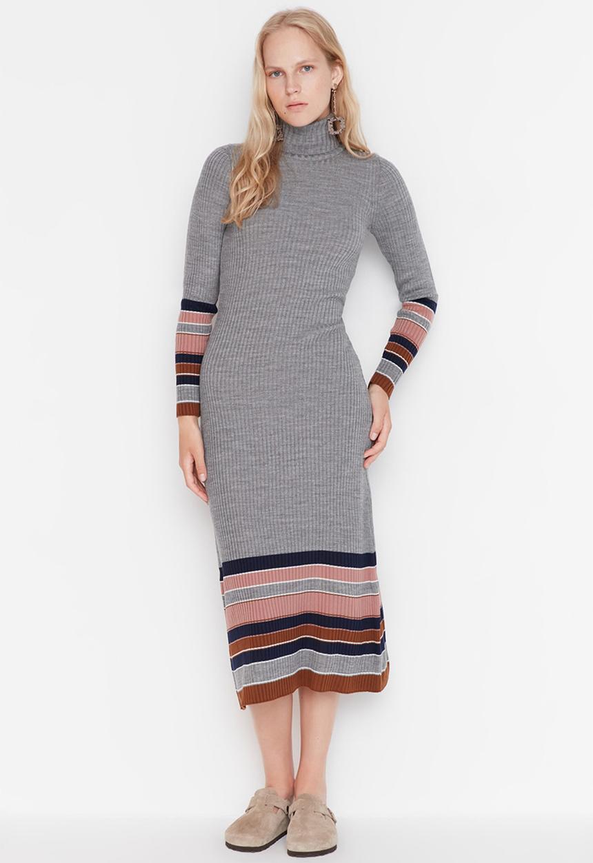 Trendyol - Striped hem knit midi dress - anthracite