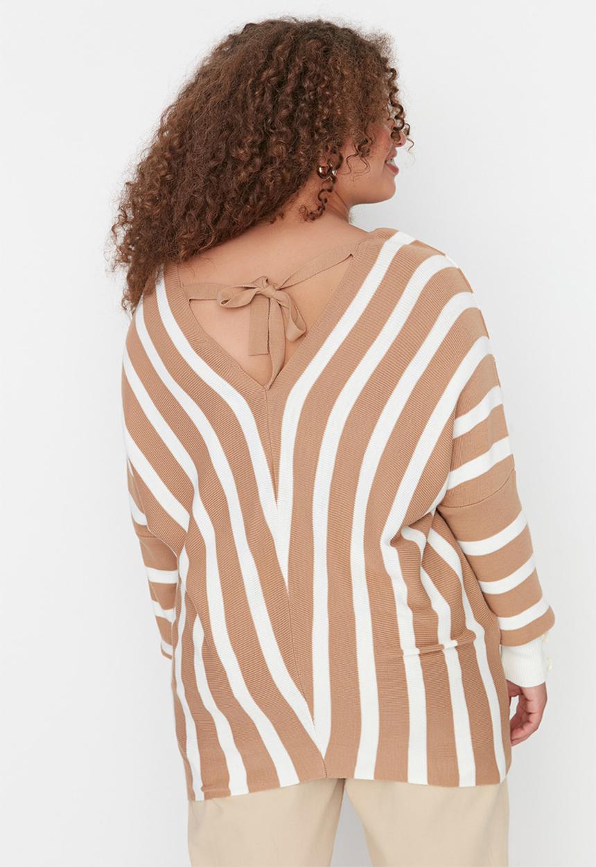 Trendyol - Plus bat sleeeve knit sweater - brown