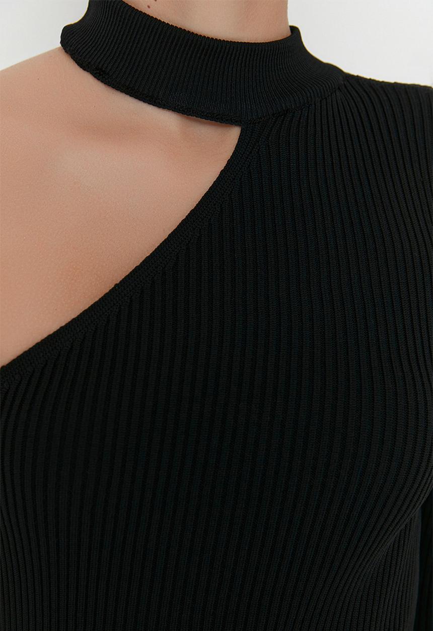 Trendyol - One shoulder knit sweater - black