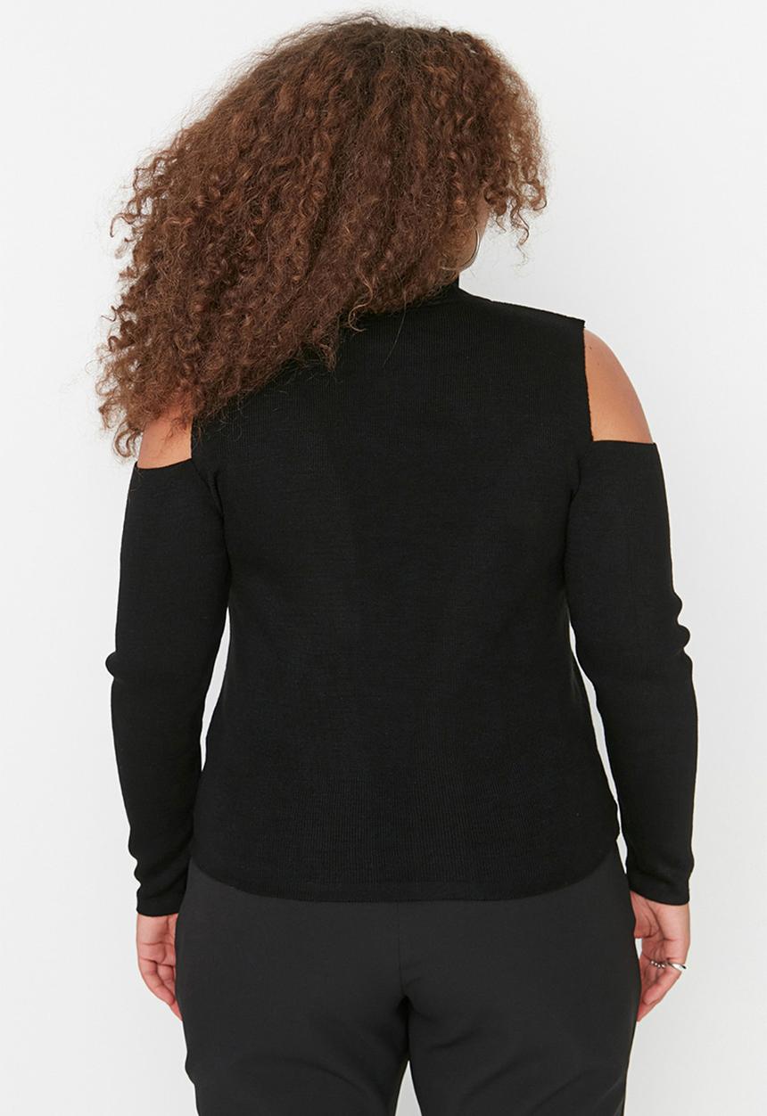 Trendyol - Plus shoulder cutout sweater - black