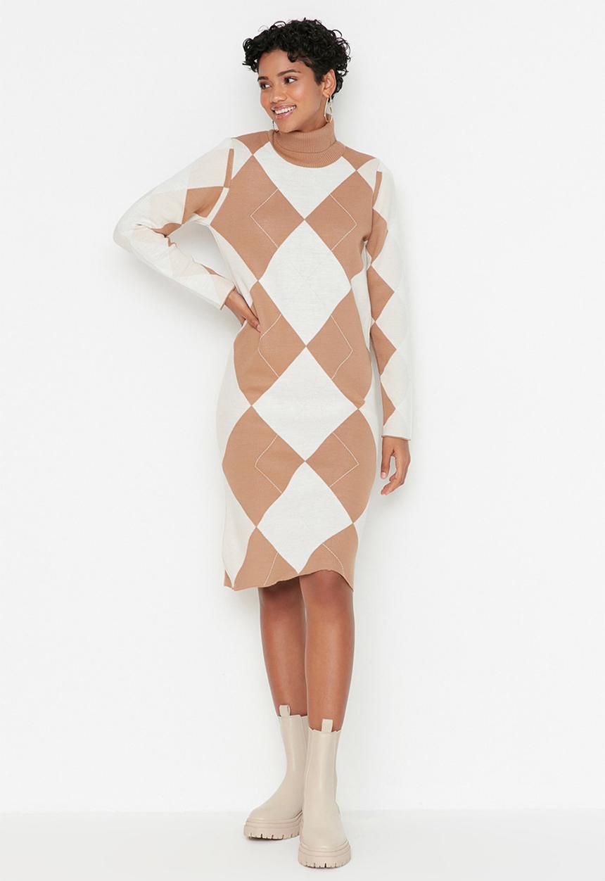Trendyol - Jacquard knit dress - brown