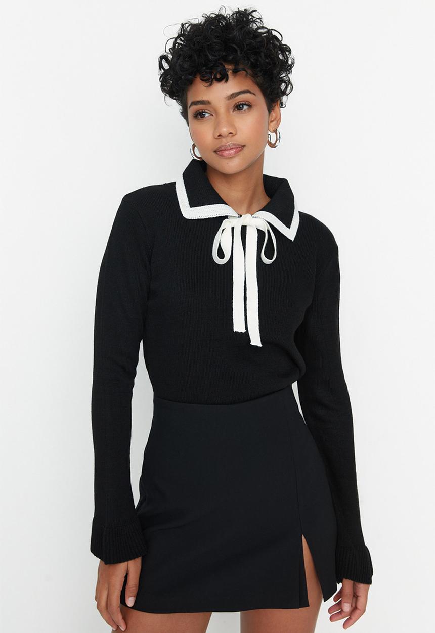 Trendyol - Polo collar with bow sweater - black