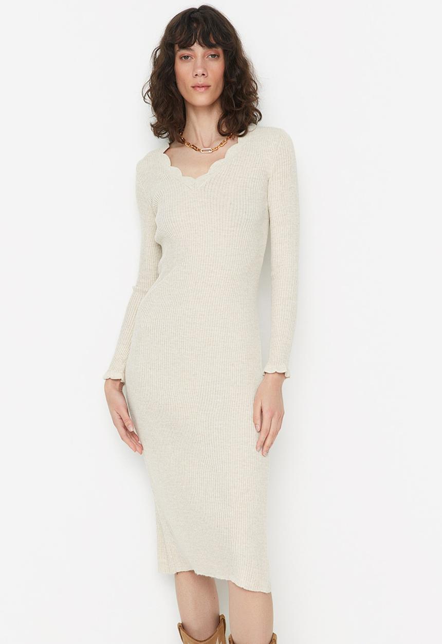 Trendyol - V neck knit dress - beige