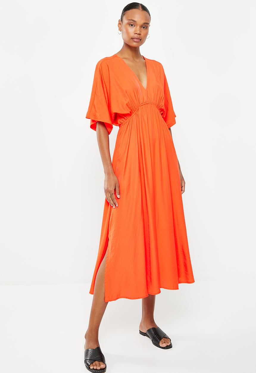 Me&B - Curved kimono full skirt maxi dress - plain orange