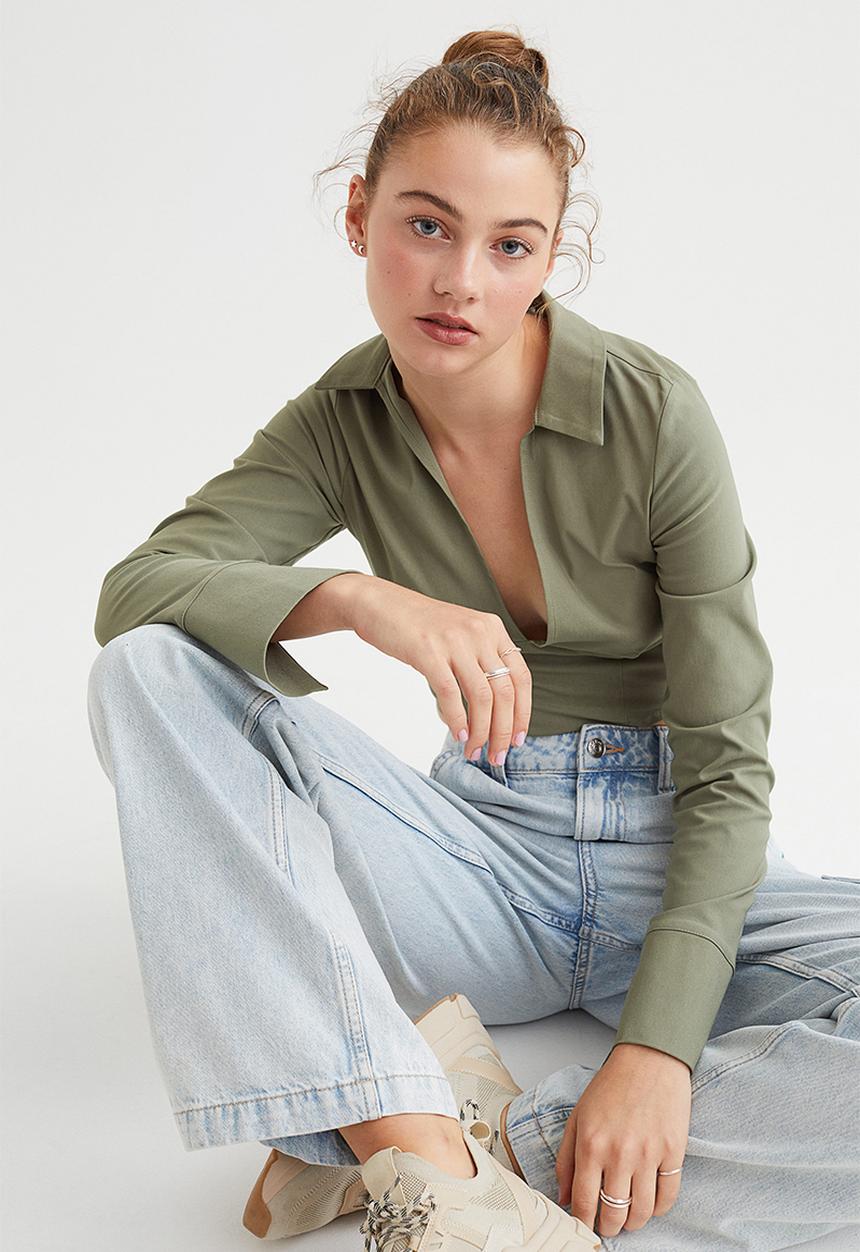 H&M - Corset-style v-neck shirt - khaki green