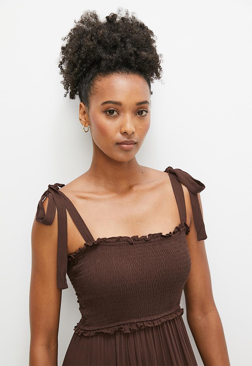edit - Crinkle smocked tiered maxi dress - chocolate