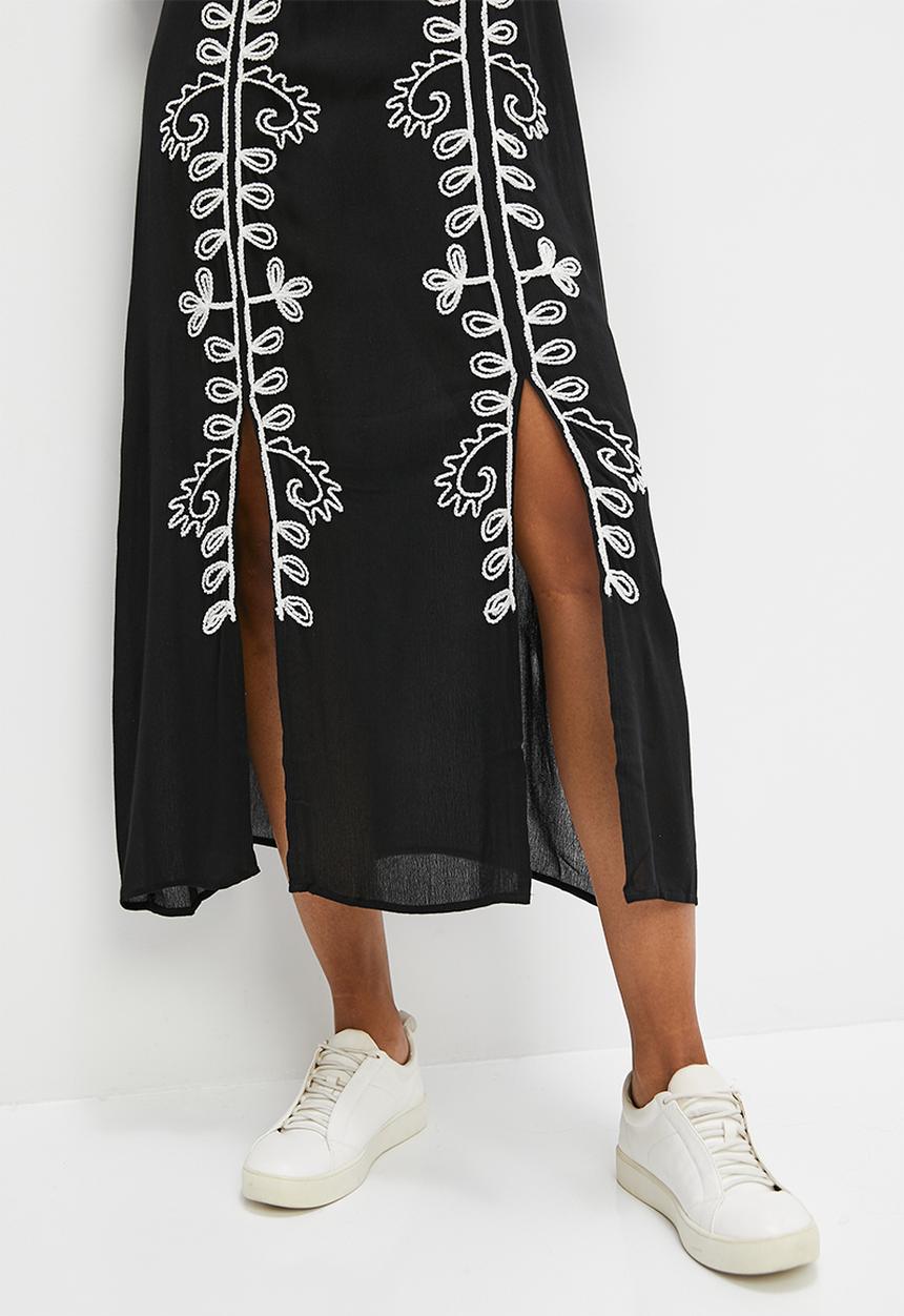 edit - Embroidered boho kaftan dress - black