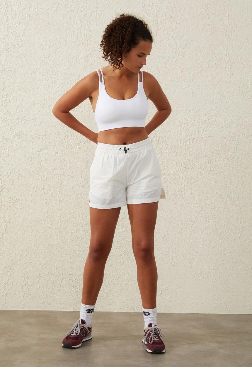 Cotton On - Seamless strappy back crop - white