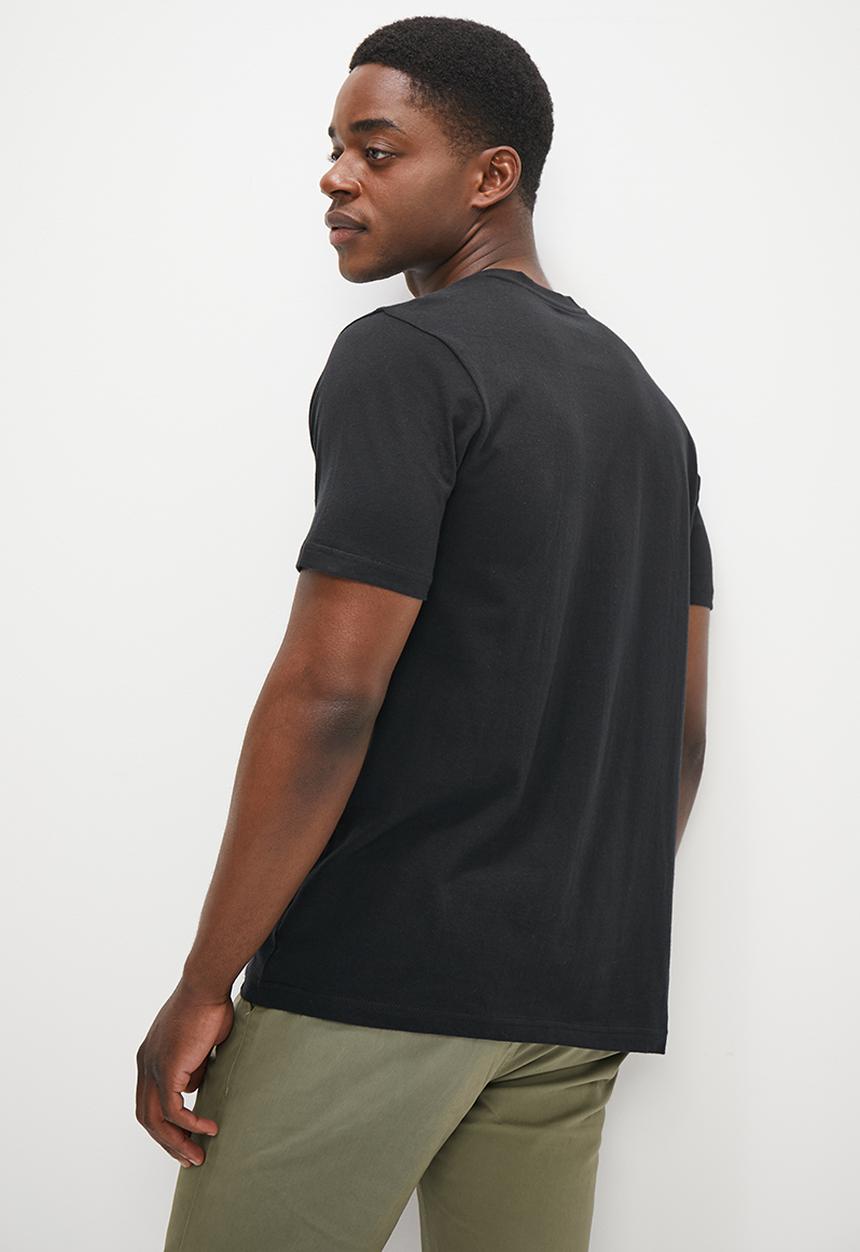 Lark & Crosse - L&c chest logo tee - black