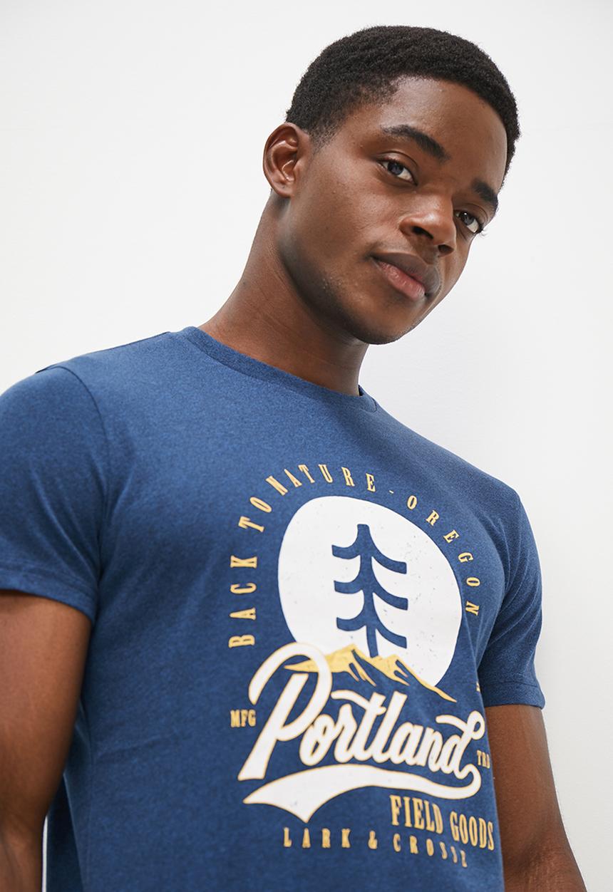 Lark & Crosse - L&c portland mountains tee - navy