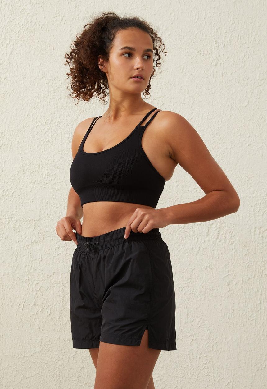 Cotton On - Seamless strappy back crop - black