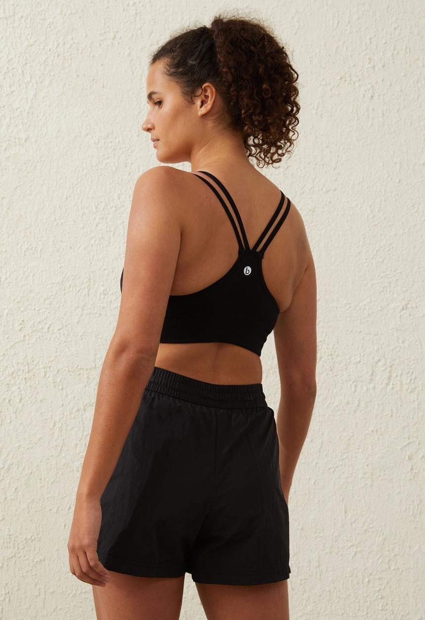 Cotton On - Seamless strappy back crop - black