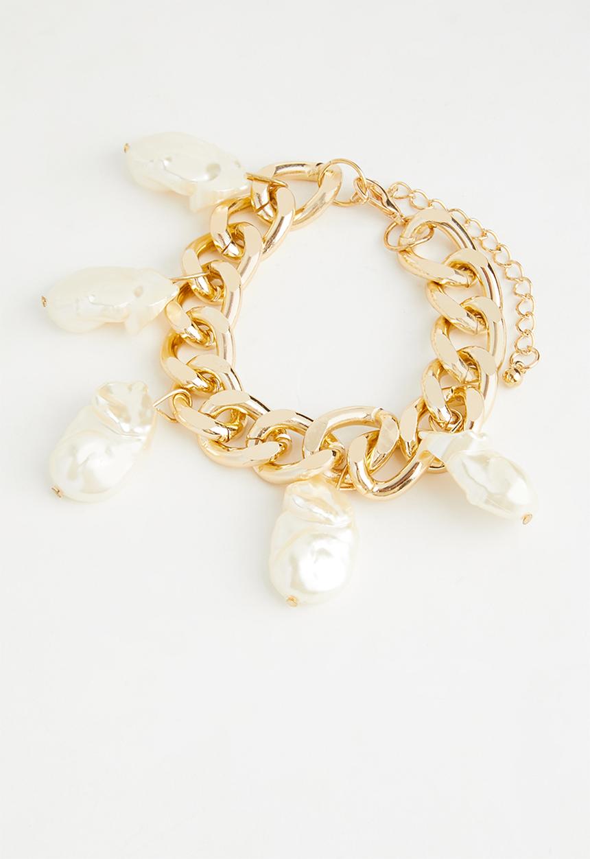 Superbalist - Faux pearl charm bracelet - gold & cream