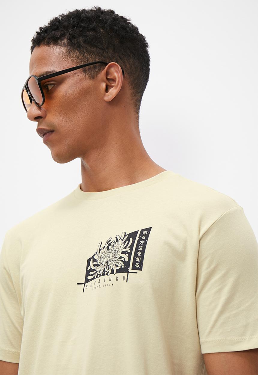 Superbalist - Harajuku graphic crew tee  - beige